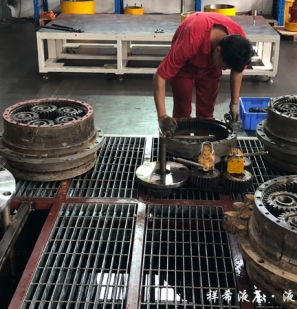 祥希液压·邦飞利717减速机维修视频 修理花絮